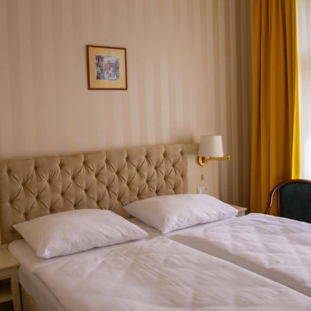 Ea Hotel Elefant Karlovy Vary Exterior photo